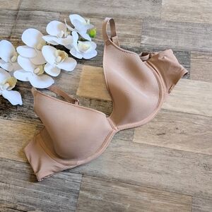Skims Beige Lightly Lined Underwire Bra Size 38C EUC